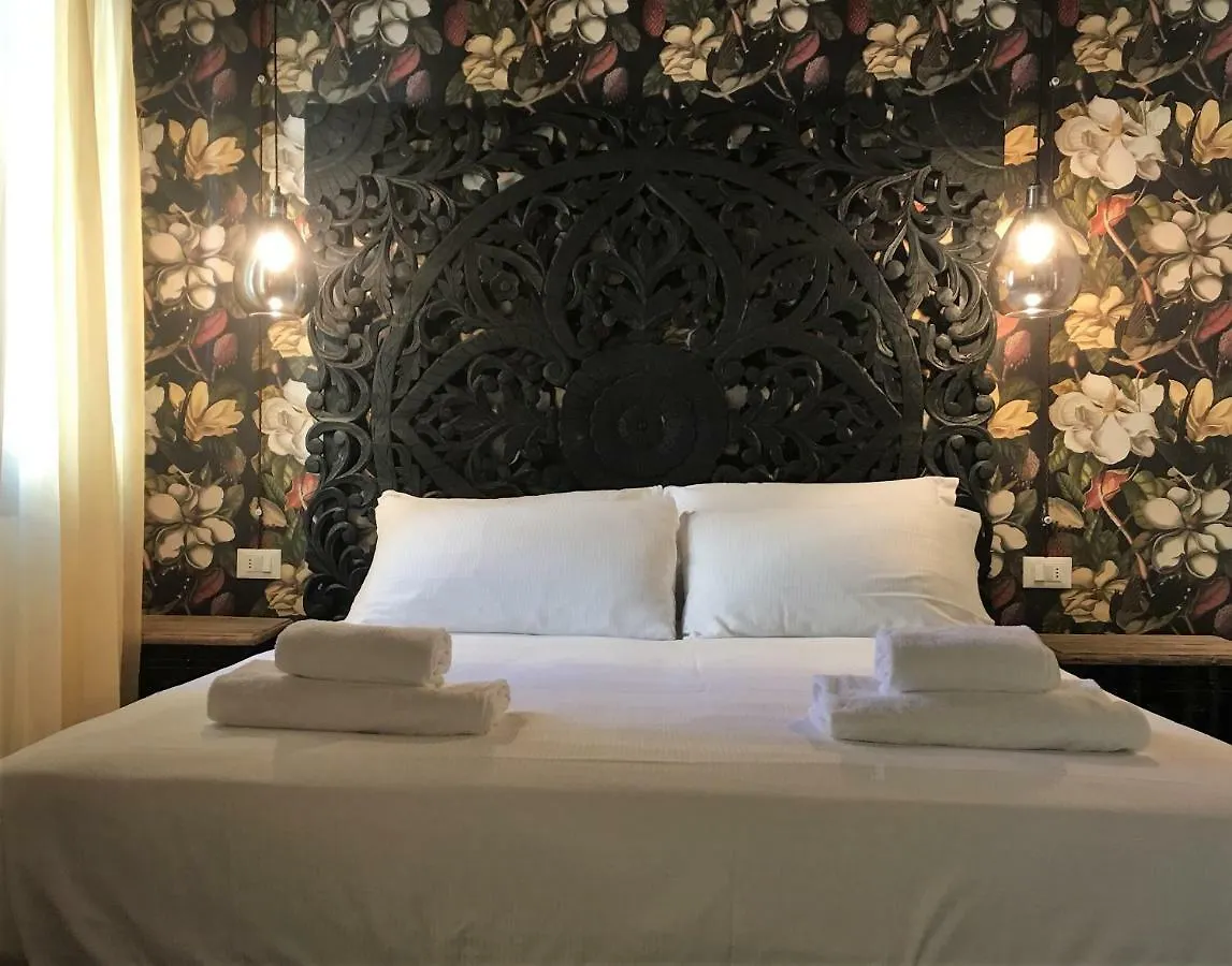 ***  Rigoletto Charm Bed & Breakfast Venice Italy